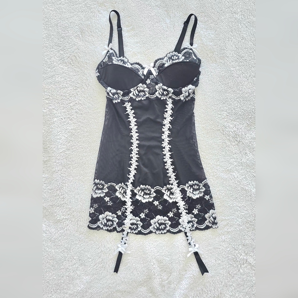 Elegant Black and White Lace Lingerie